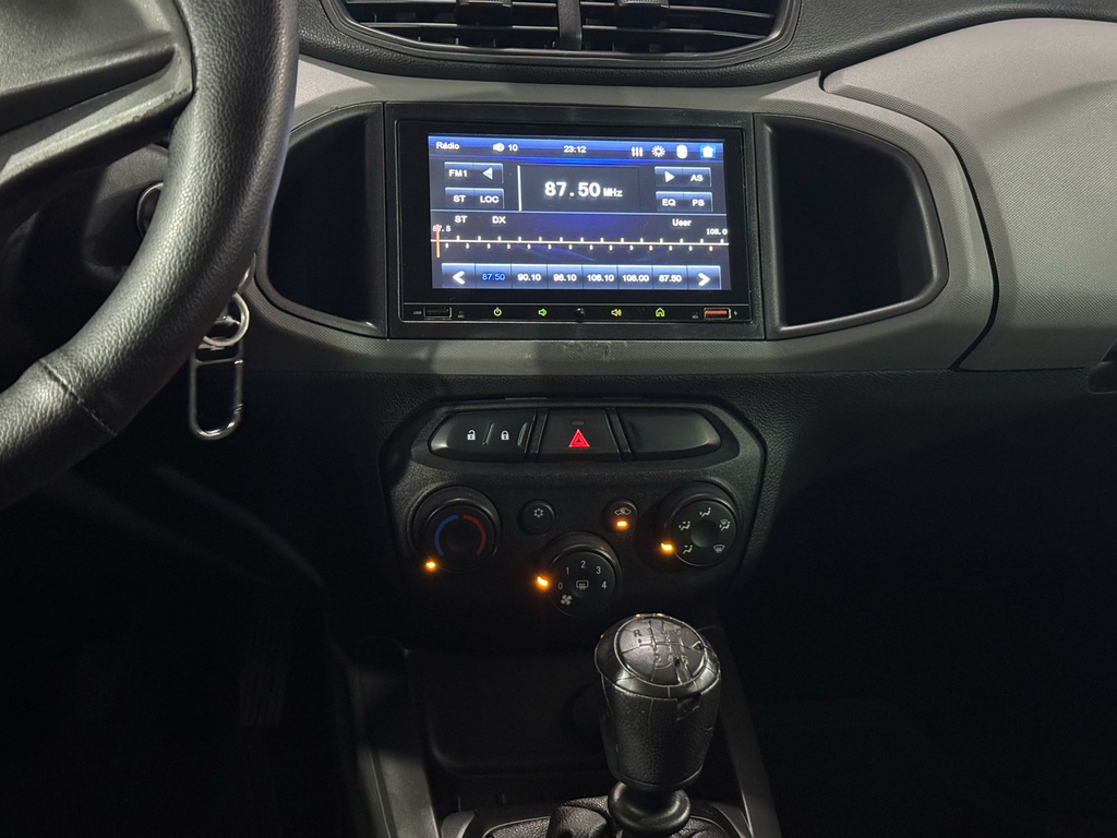Chevrolet Onix Branco