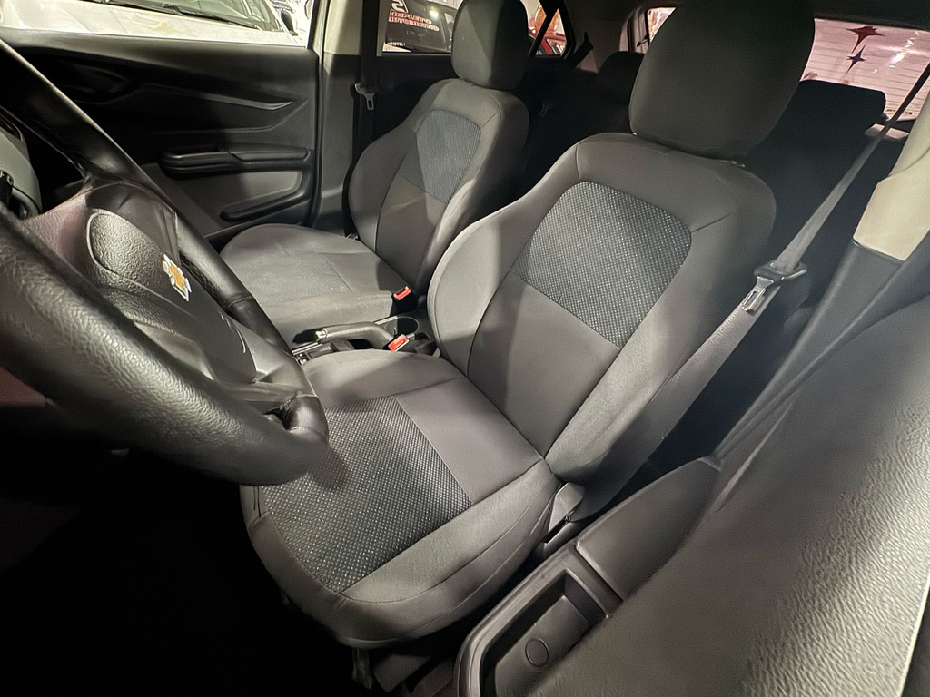 Chevrolet Onix Branco