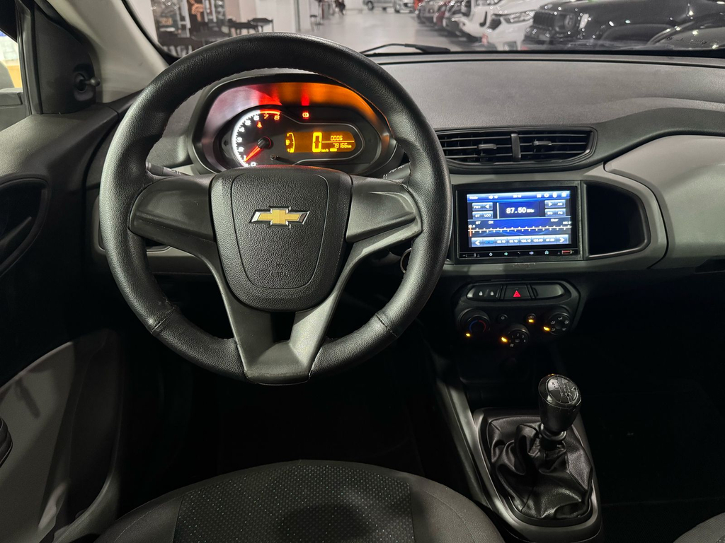 Chevrolet Onix Branco