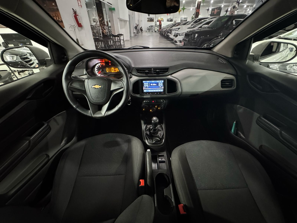 Chevrolet Onix Branco