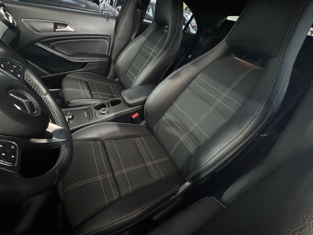 Mercedes Benz CLA-200 Branco