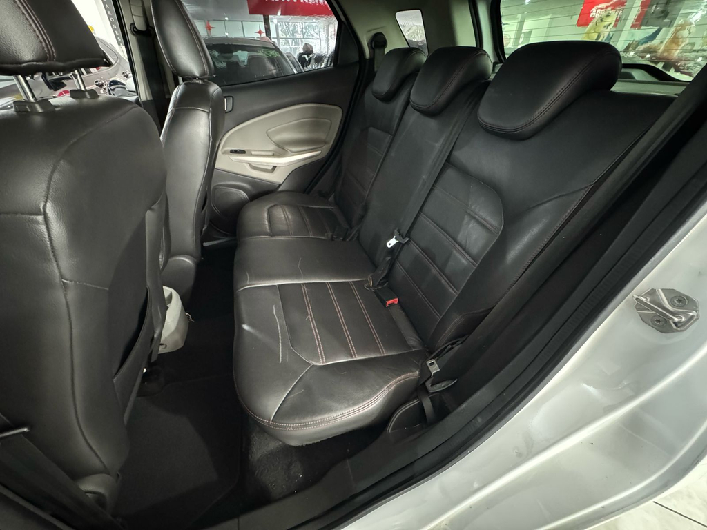 Ford EcoSport Branco
