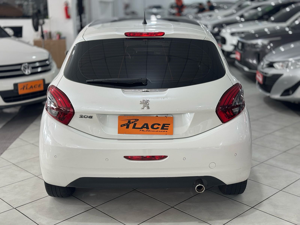 Peugeot 208 Branco