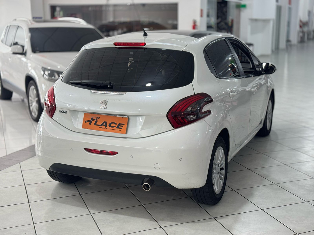 Peugeot 208 Branco