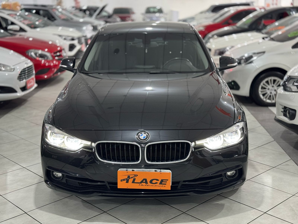 BMW 320i Preto
