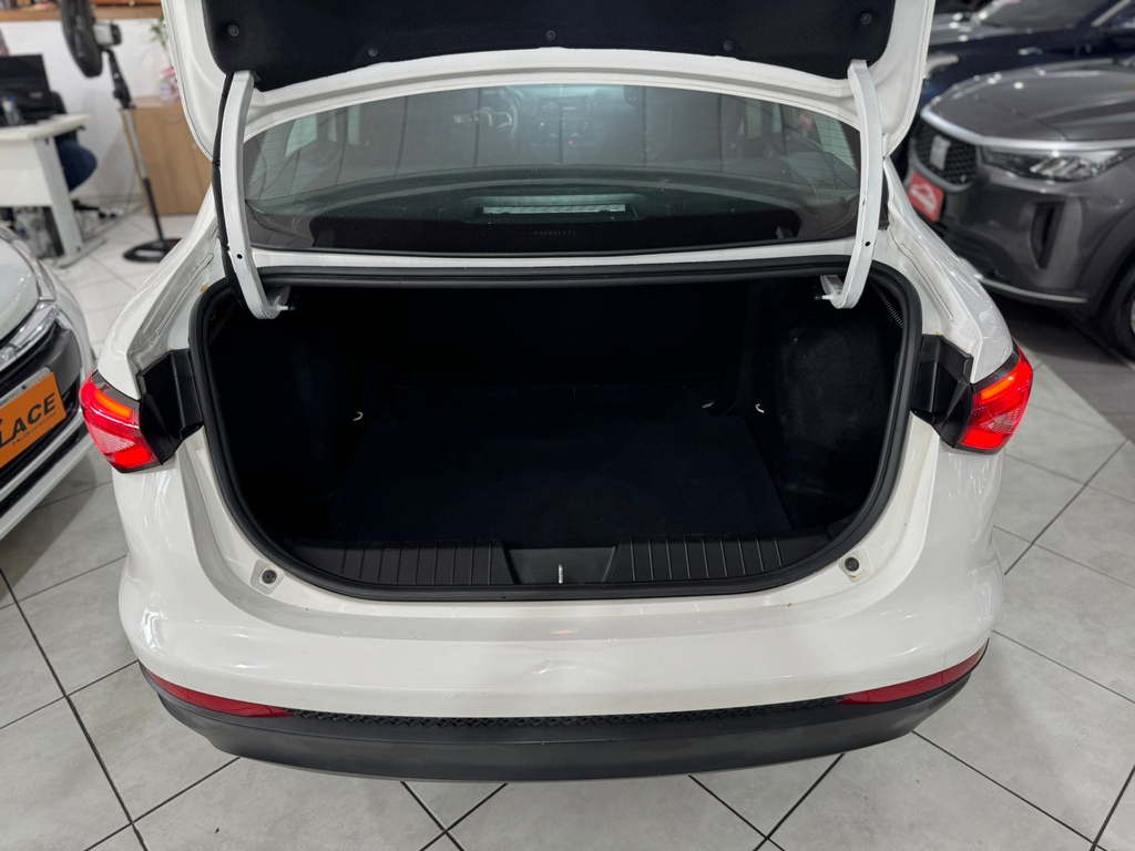 Fiat Cronos Branco