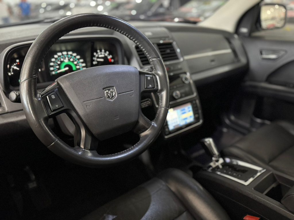 Dodge Journey Preto