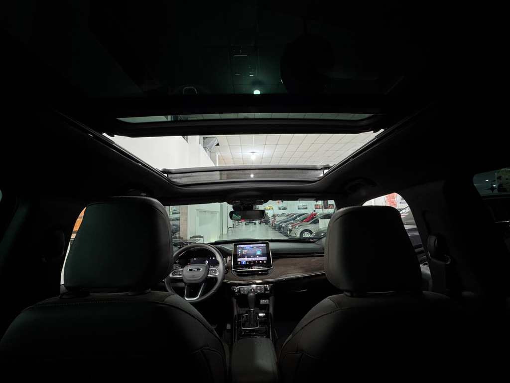 Jeep Commander Preto