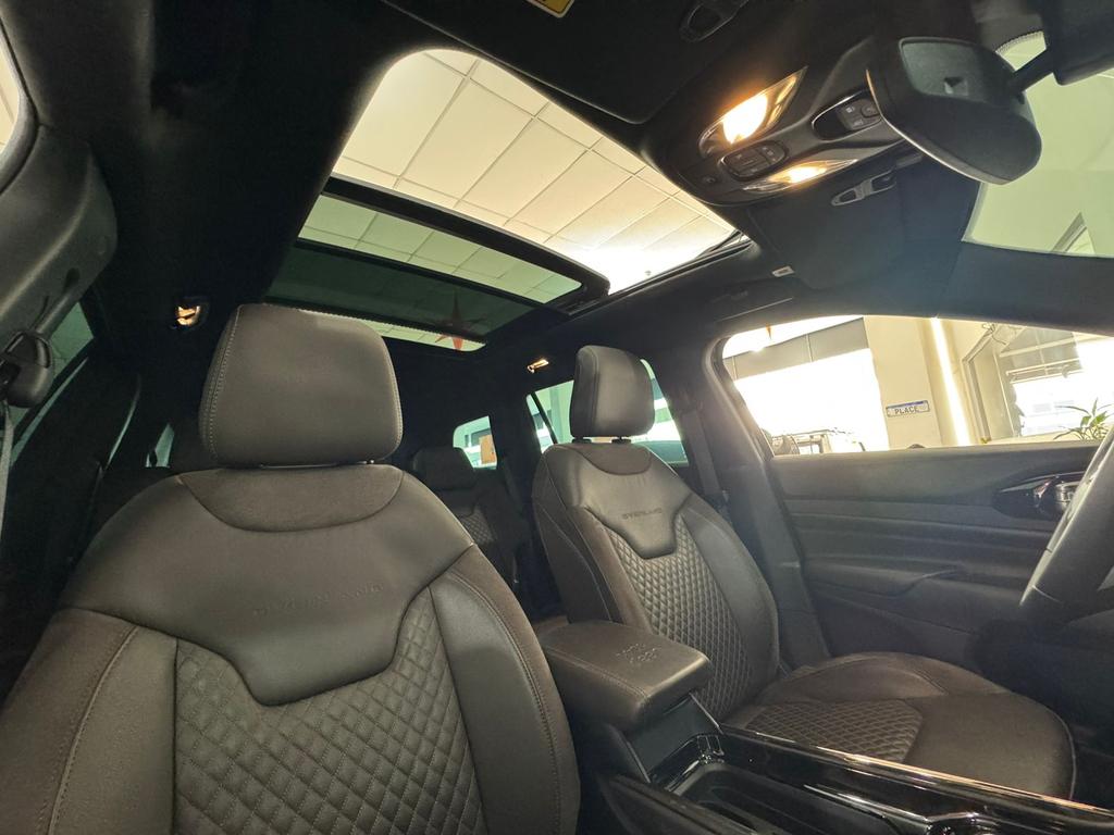 Jeep Commander Preto