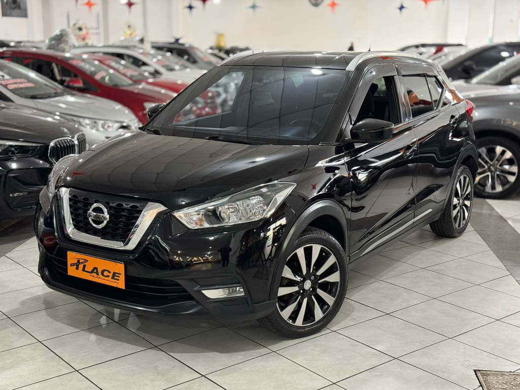 Nissan Kicks Preto