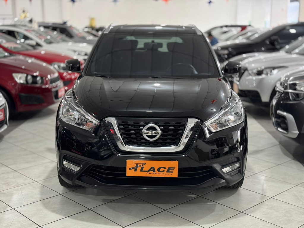 Nissan Kicks Preto