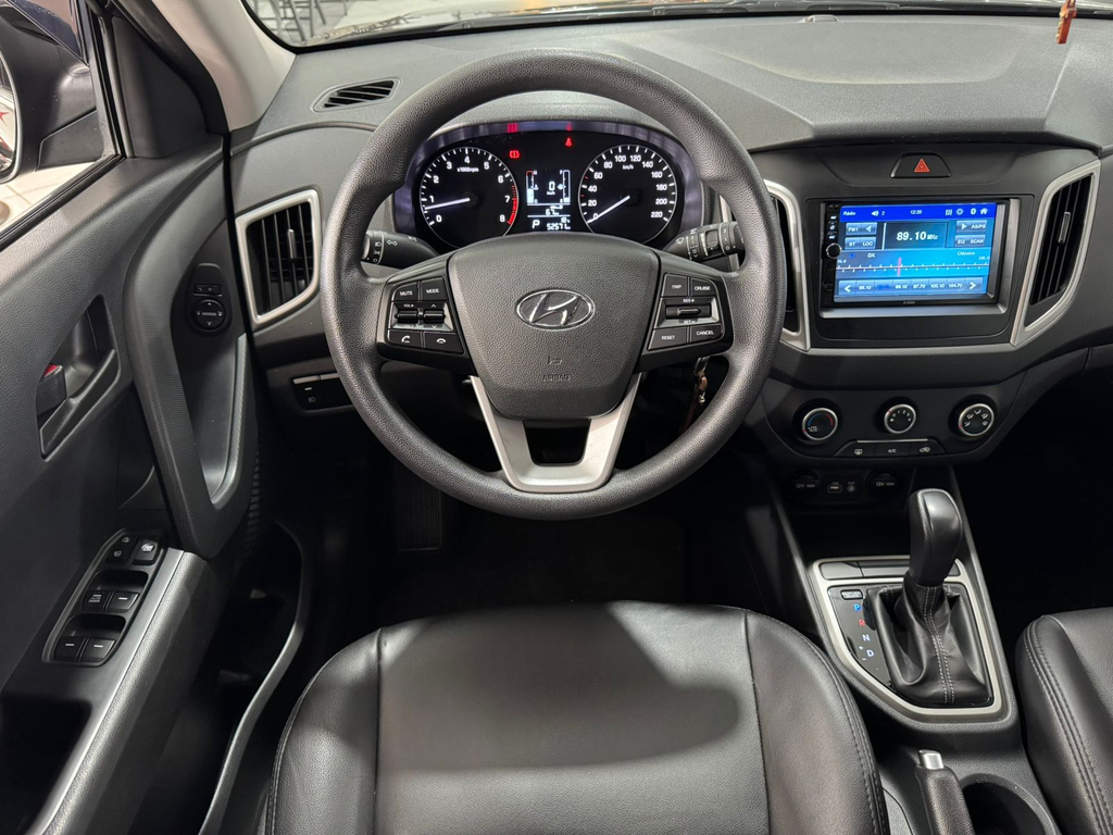 Hyundai Creta Preto