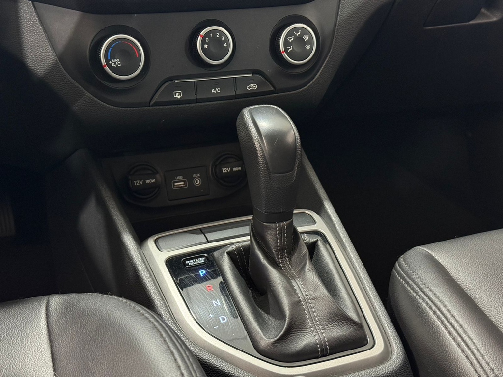 Hyundai Creta Preto
