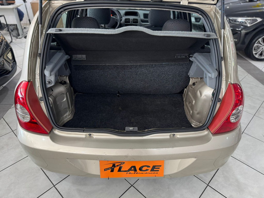 Renault Clio Bege