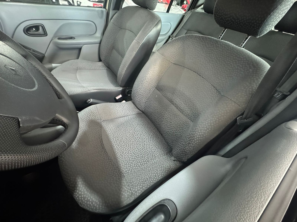 Renault Clio Bege