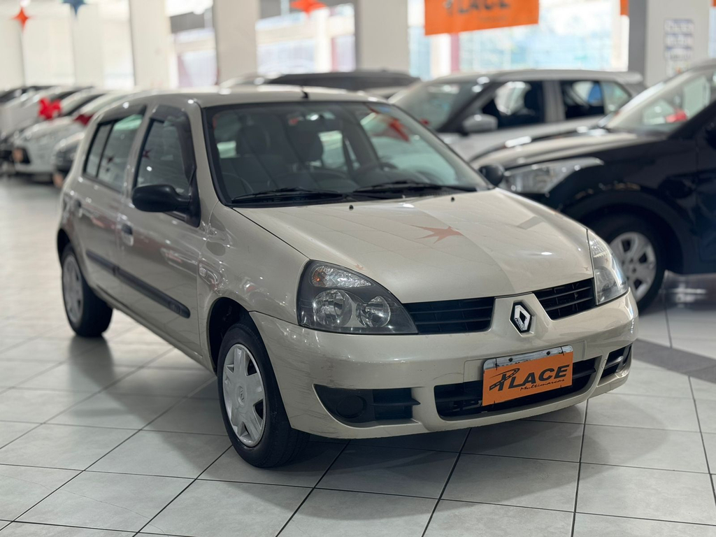 Renault Clio Bege