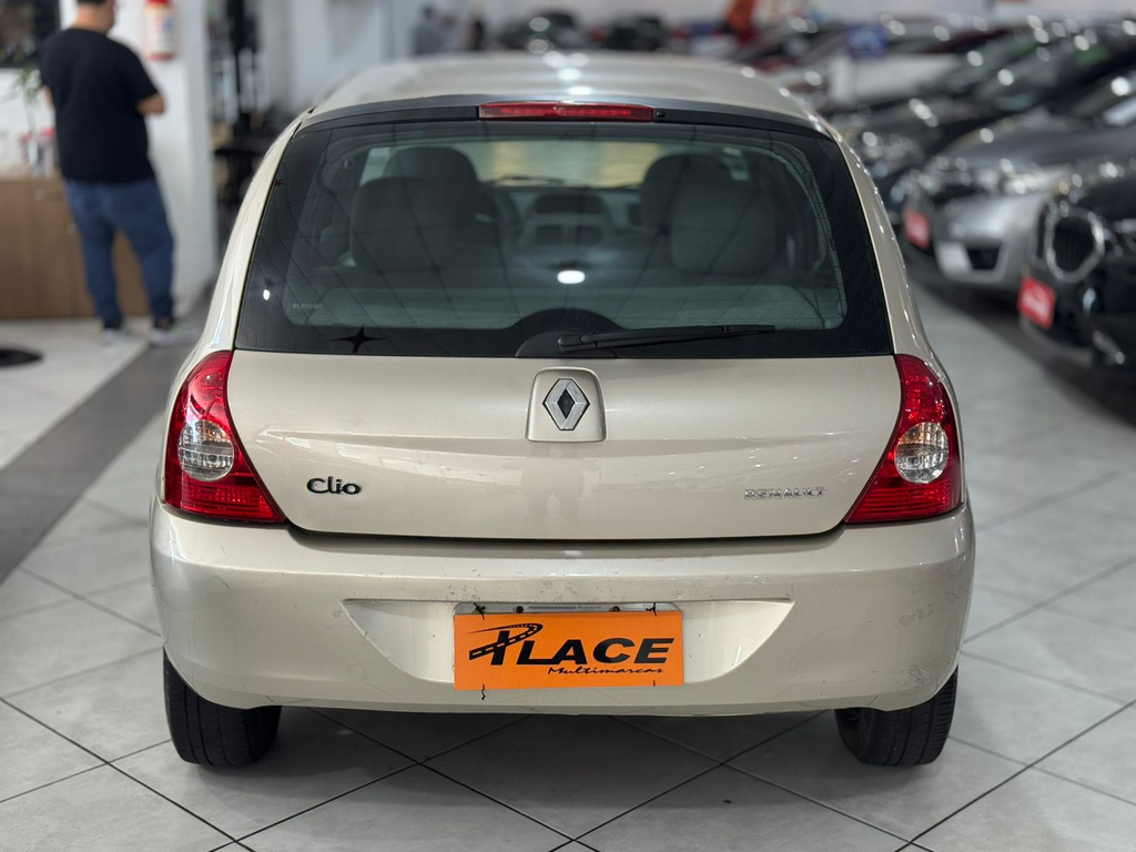 Renault Clio Bege