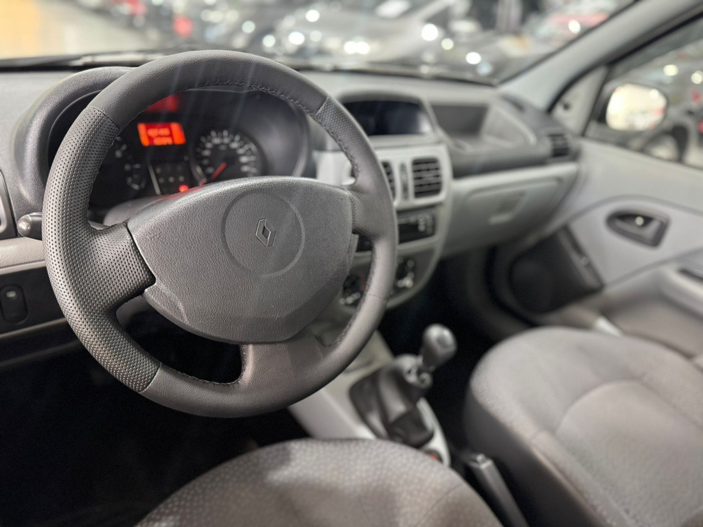Renault Clio Bege