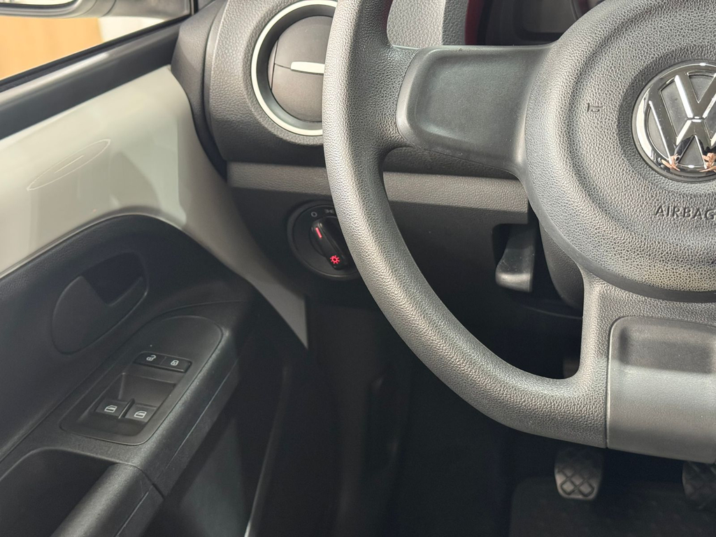 Volkswagen Up! Branco