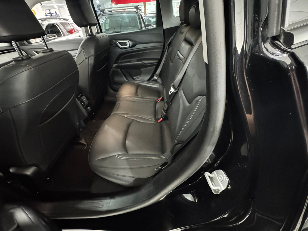 Jeep Compass Preto