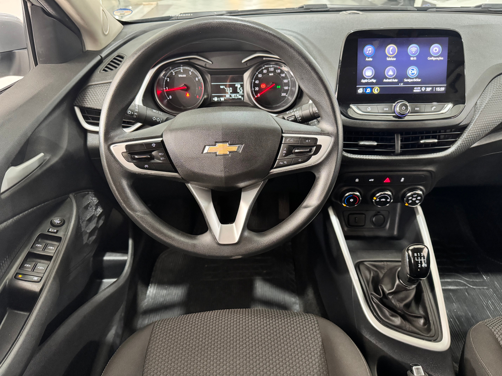 Chevrolet Onix Prata