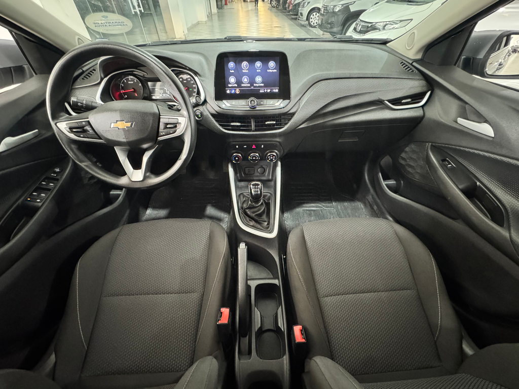 Chevrolet Onix Prata