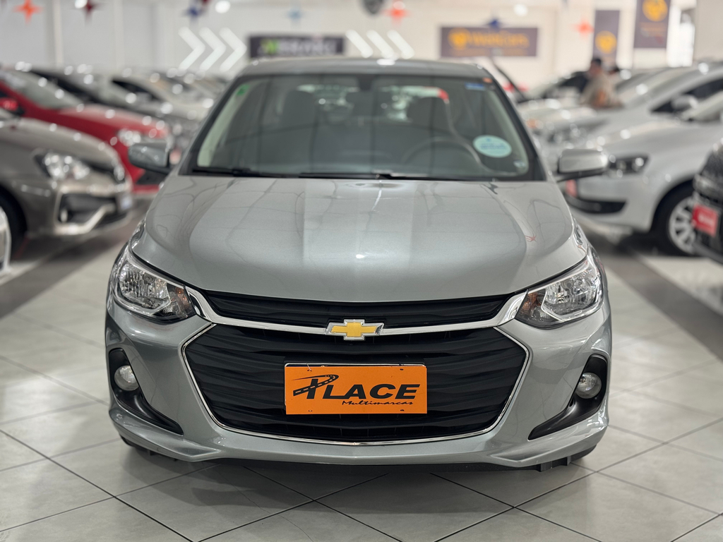 Chevrolet Onix Prata