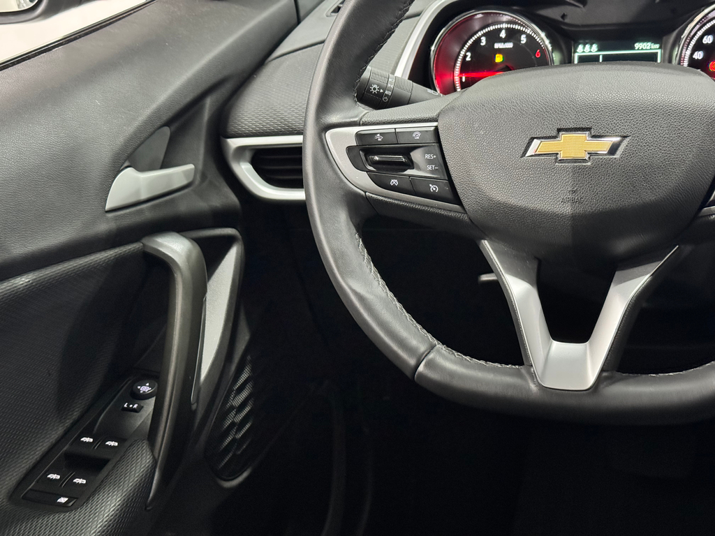 Chevrolet Tracker Cinza