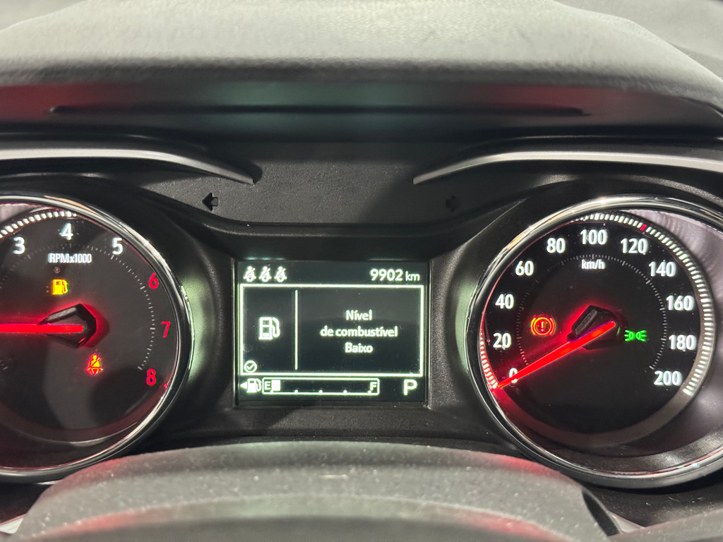 Chevrolet Tracker Cinza