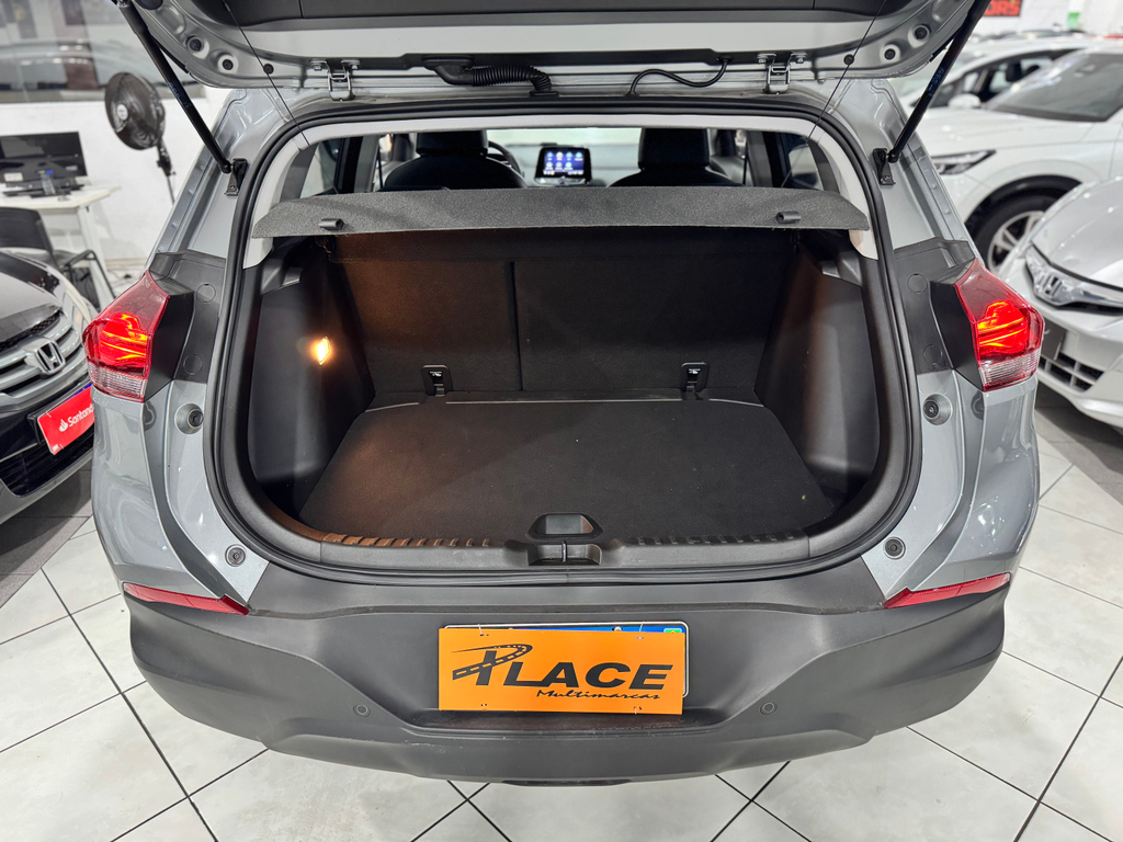 Chevrolet Tracker Cinza