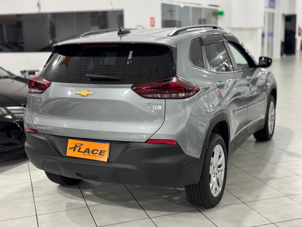 Chevrolet Tracker Cinza