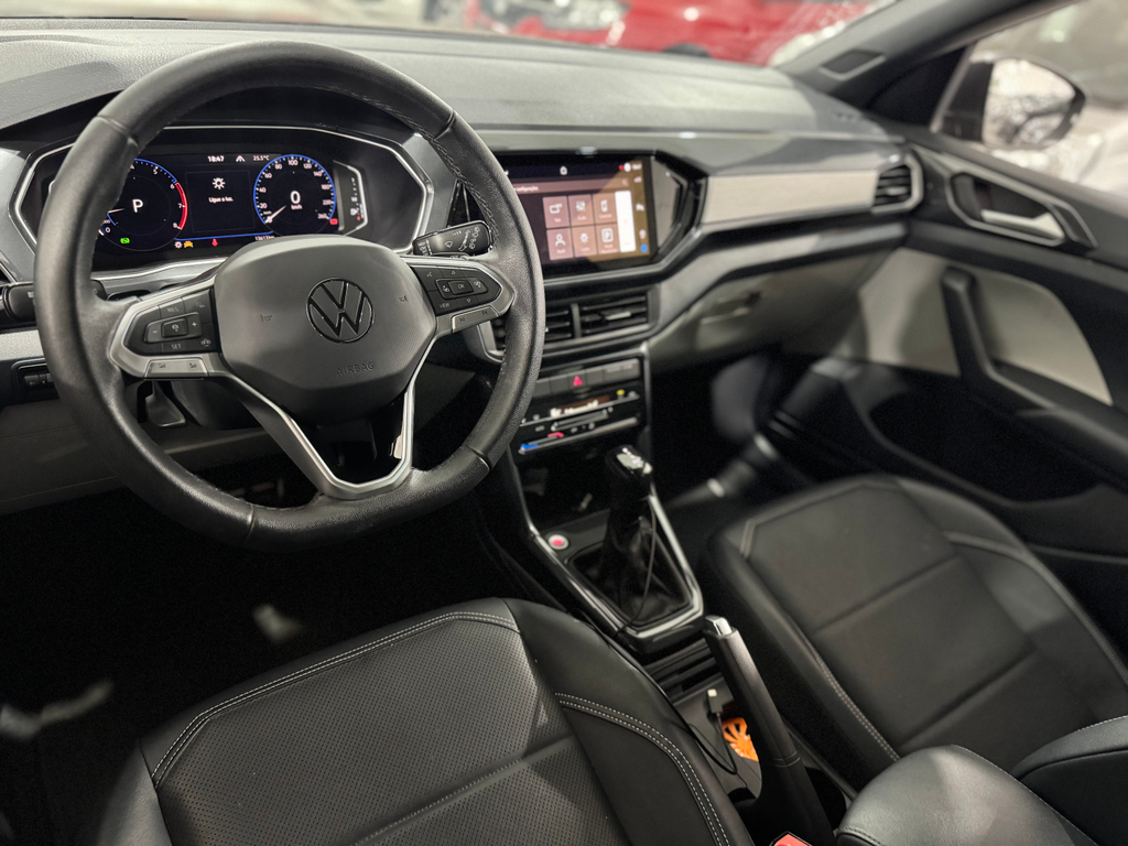 Volkswagen T-Cross Cinza