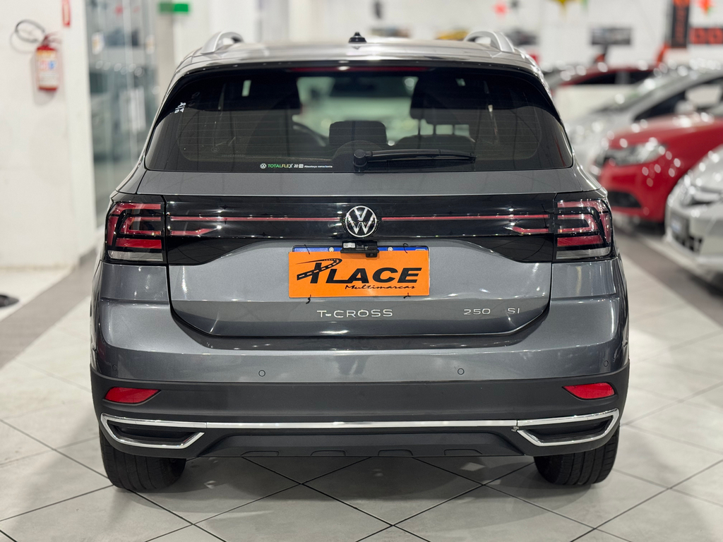 Volkswagen T-Cross Cinza