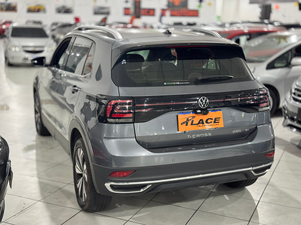 Volkswagen T-Cross Cinza