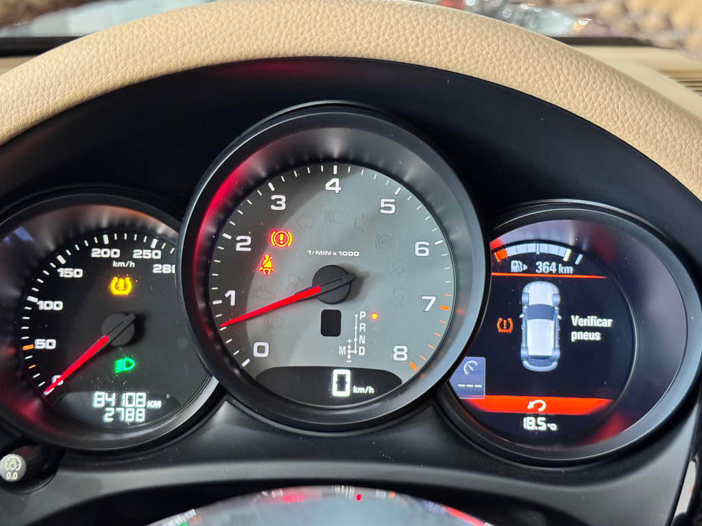 Porsche Macan Azul
