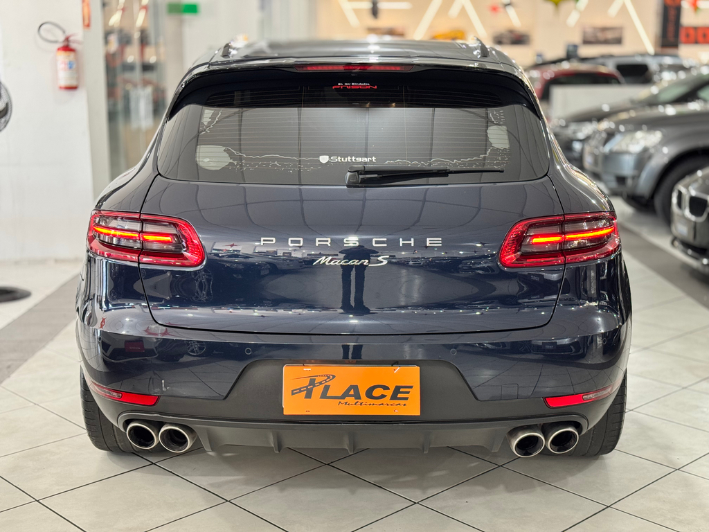 Porsche Macan Azul