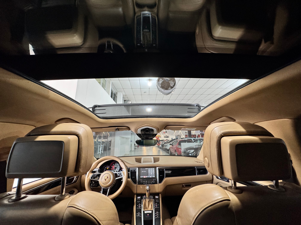 Porsche Macan Azul
