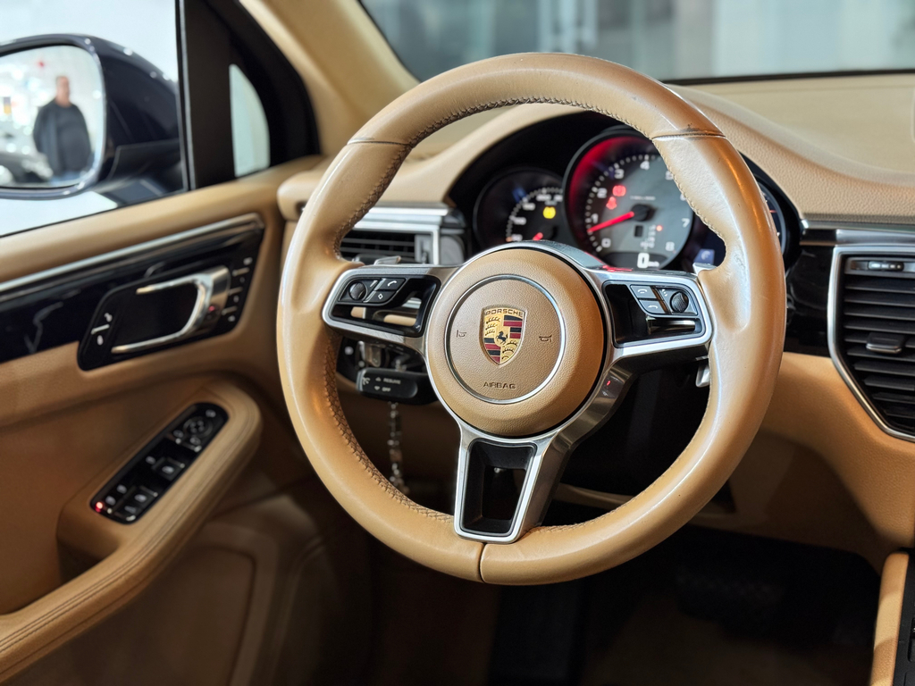 Porsche Macan Azul