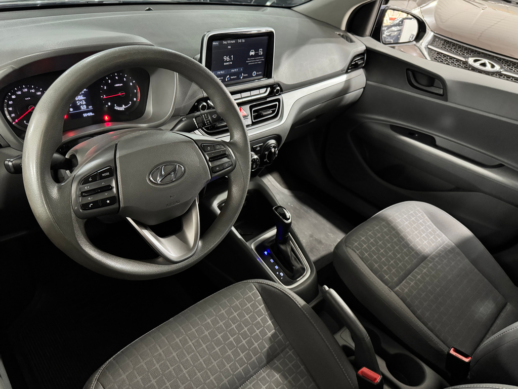 Hyundai HB20S Azul