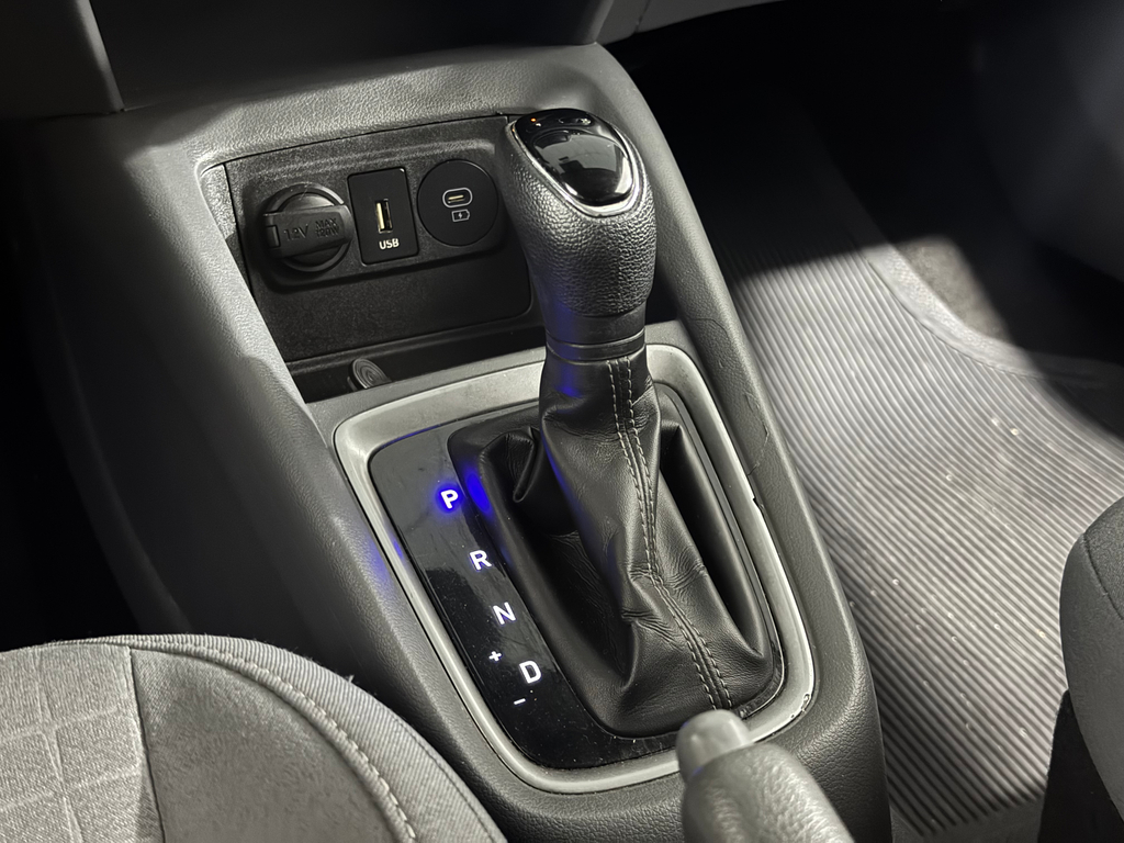 Hyundai HB20S Azul