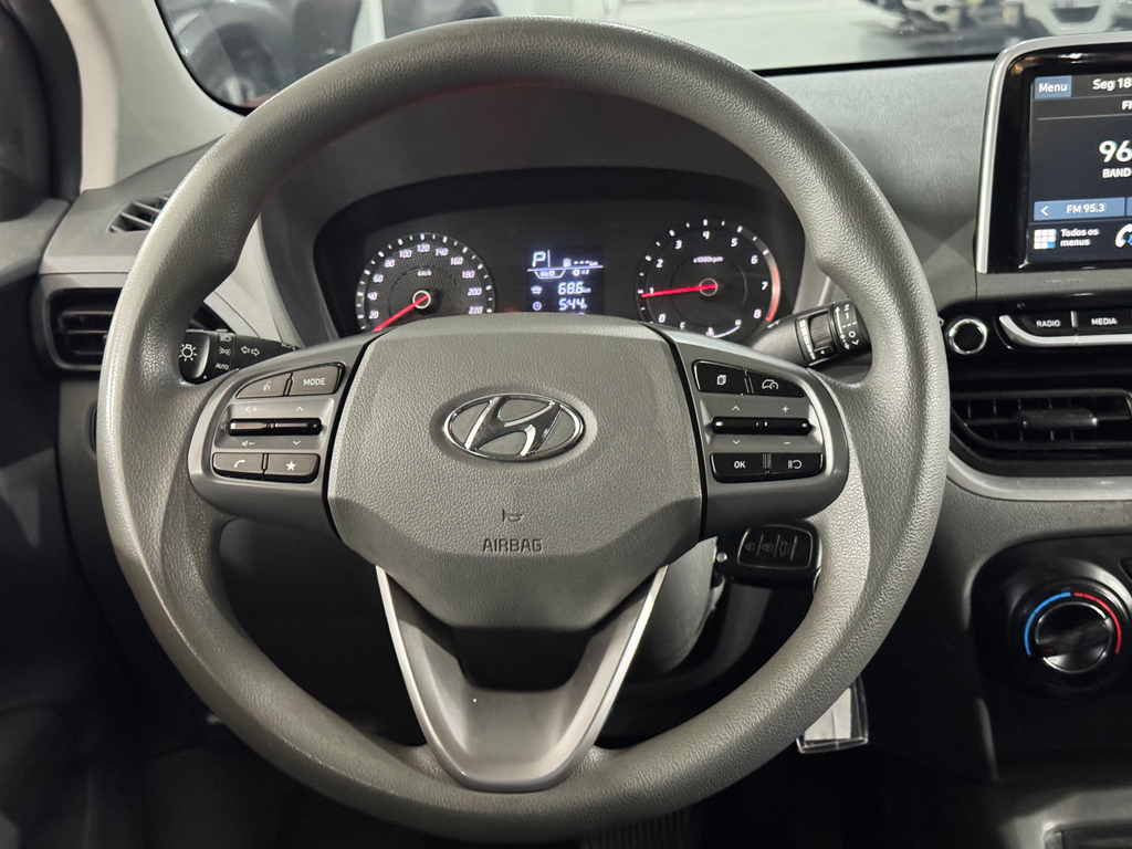 Hyundai HB20S Azul
