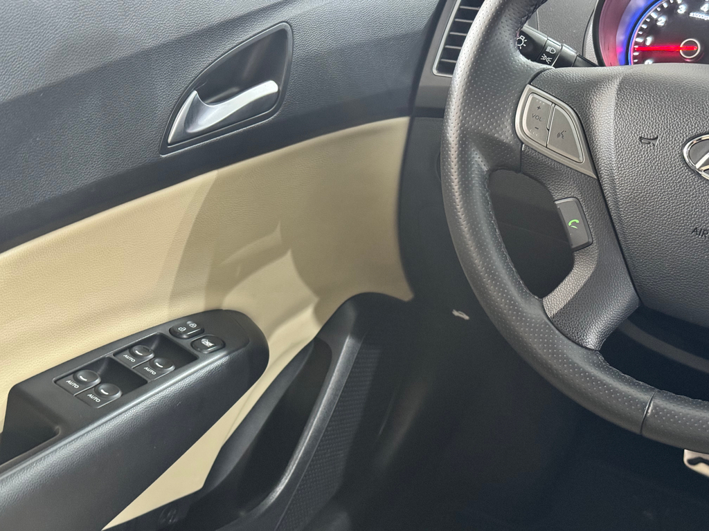 Hyundai HB20X Branco