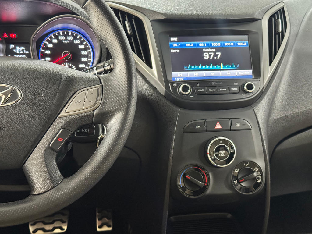 Hyundai HB20X Branco