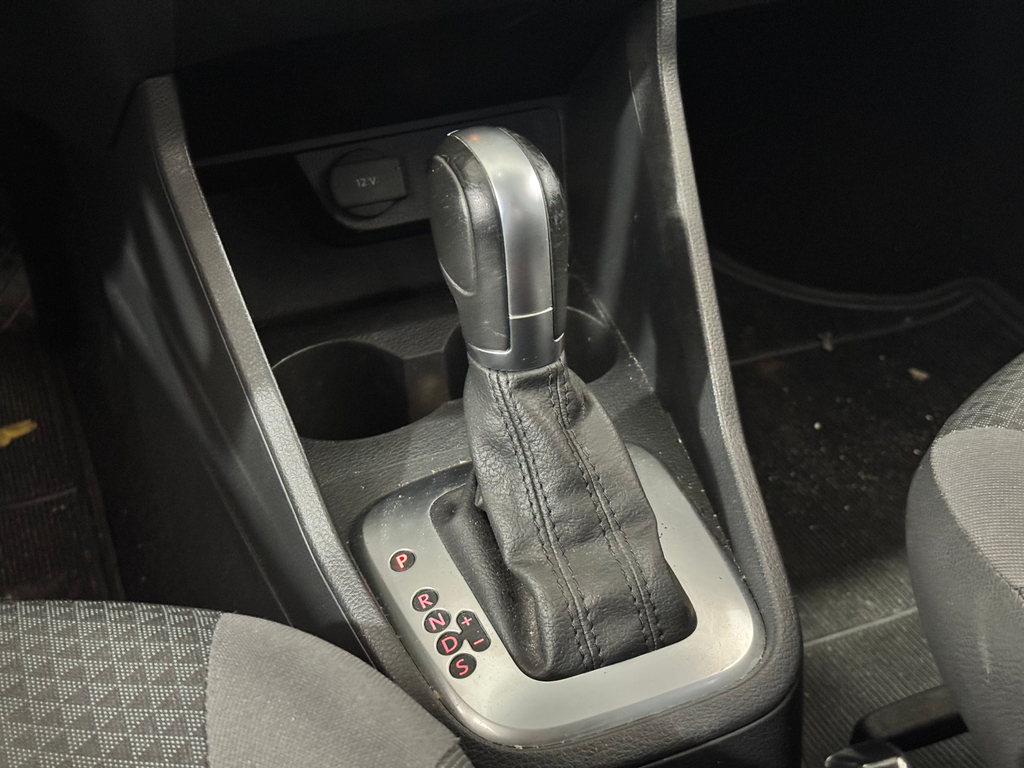 Volkswagen Voyage Prata
