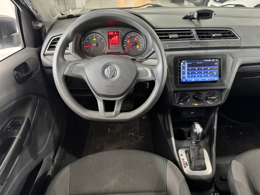 Volkswagen Voyage Prata