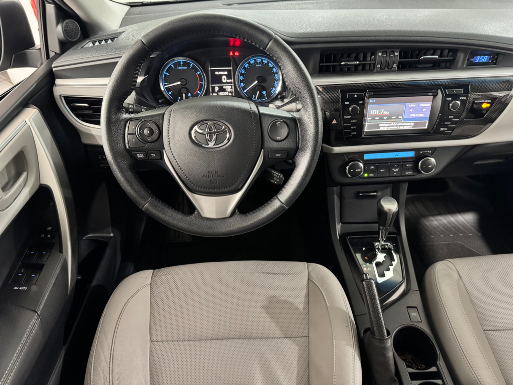Toyota Corolla Cinza