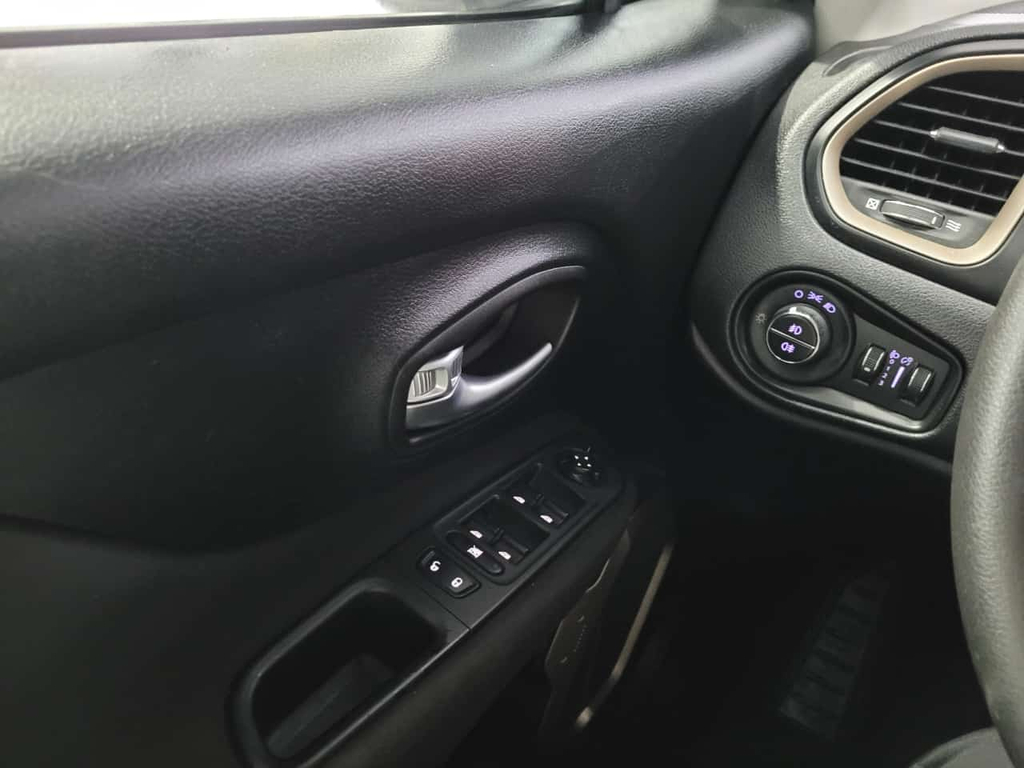Jeep Renegade Prata