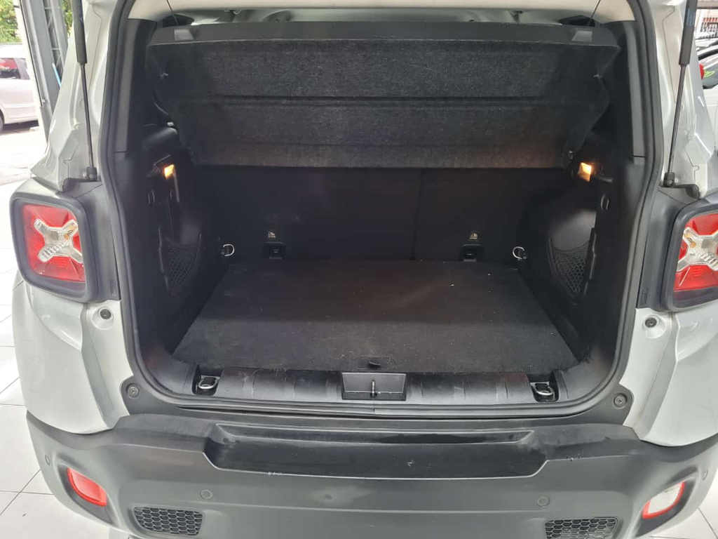 Jeep Renegade Prata