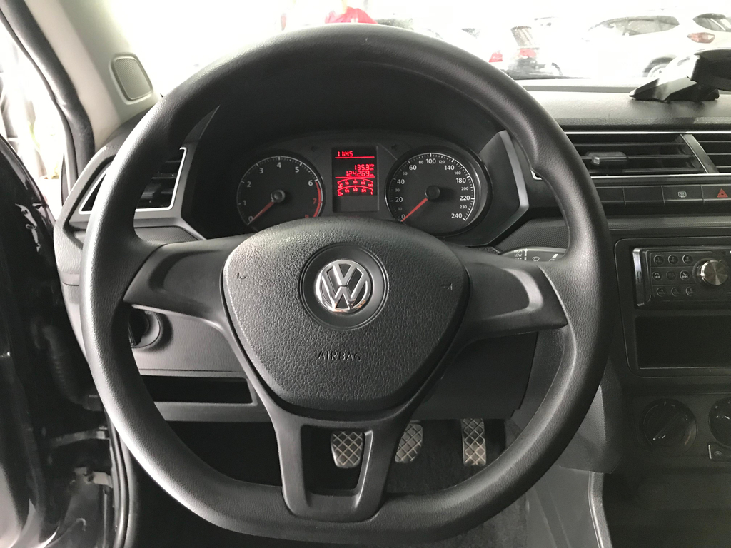 Volkswagen Voyage Preto