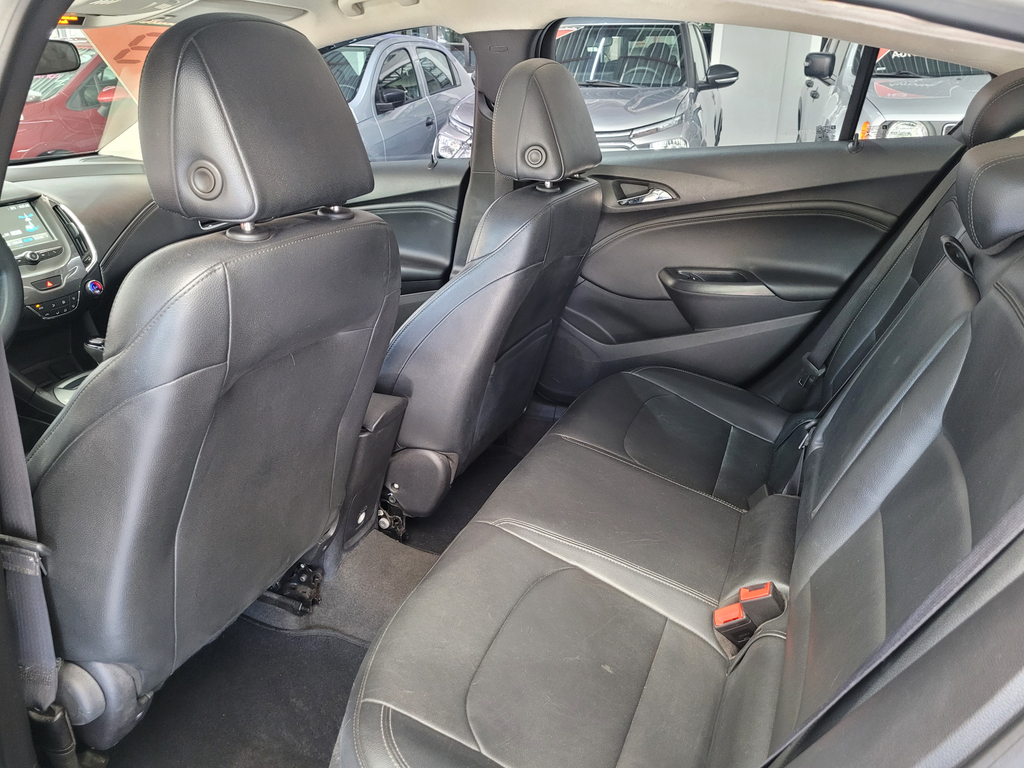 Chevrolet Cruze Preto